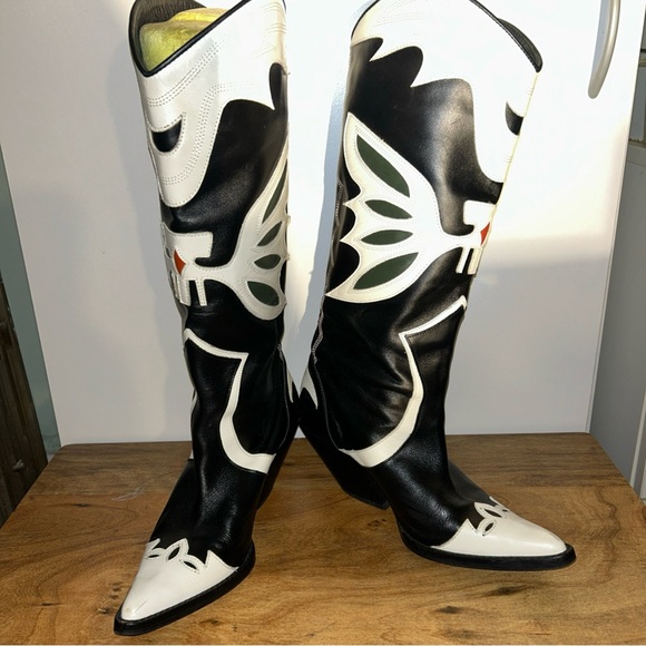 Zara Black and White leather Western Boots made in Spain 7.5 - Picture 4 of 5